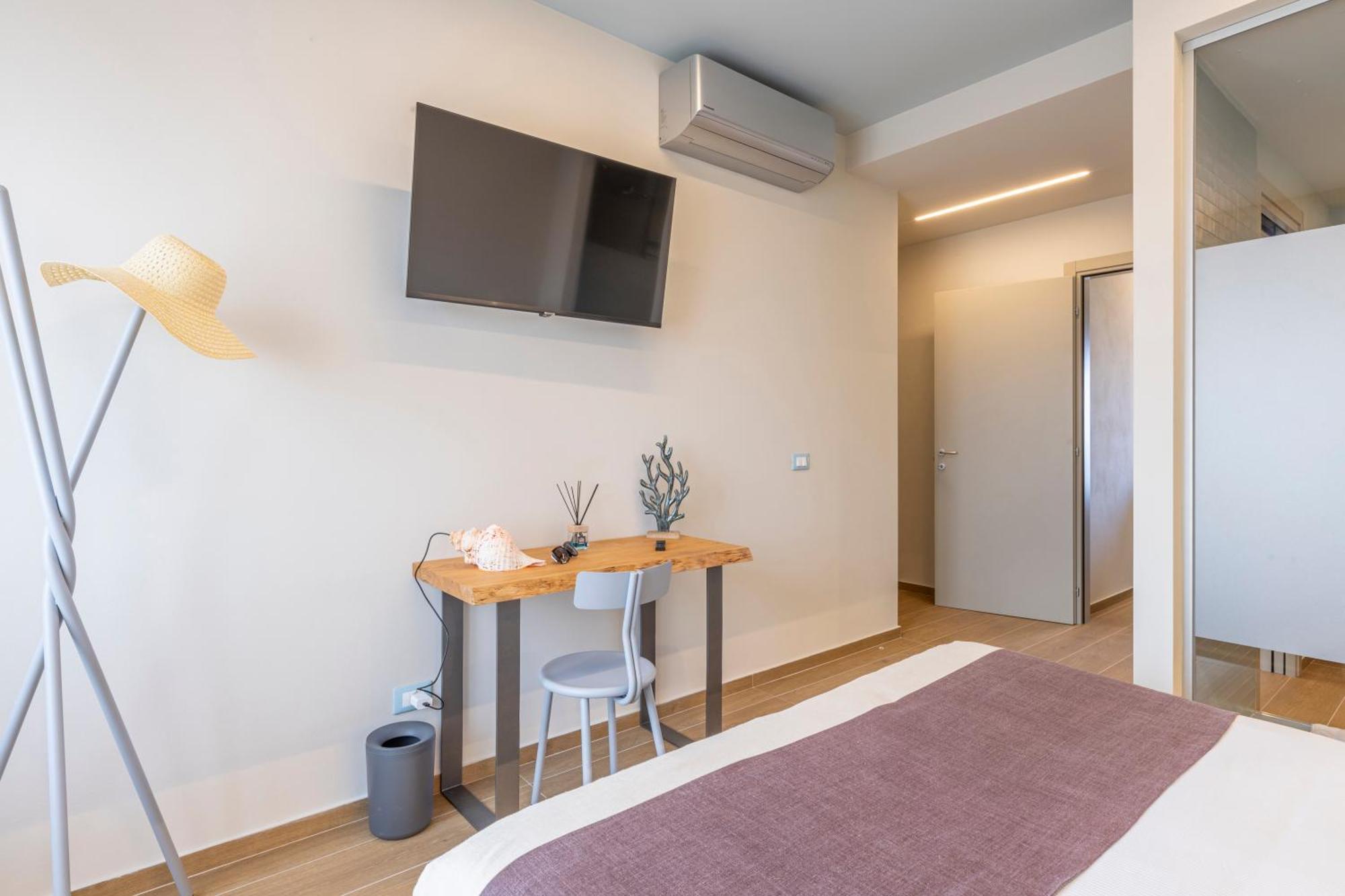 Luci Sul Mare -Boutique Rooms Follonica Exterior foto