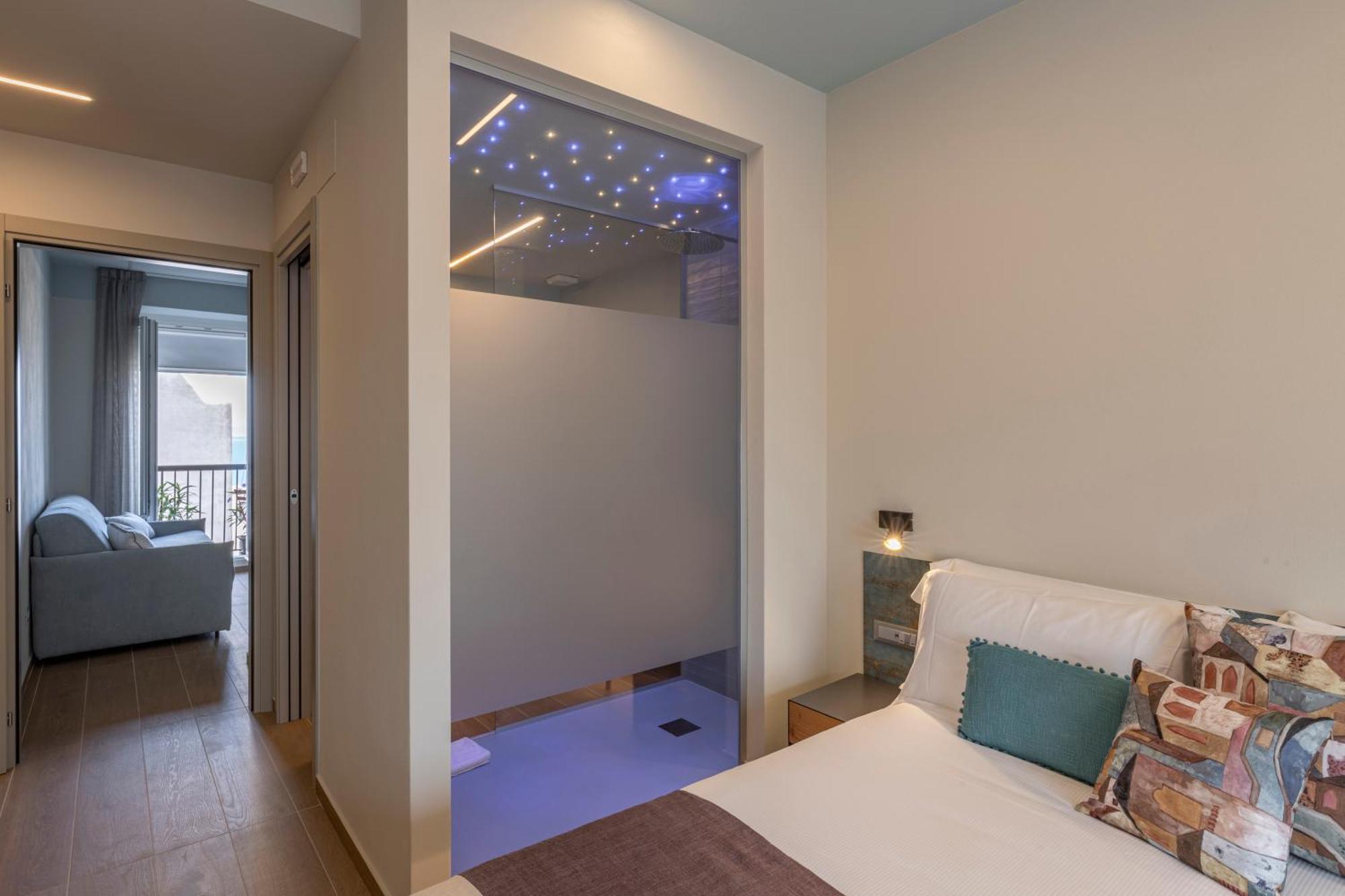 Luci Sul Mare -Boutique Rooms Follonica Exterior foto